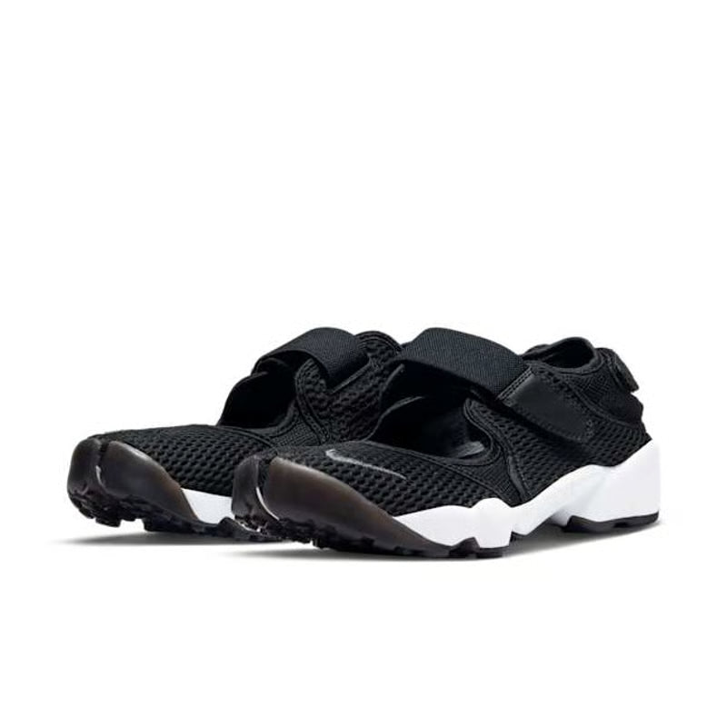 Nike air rift black and white