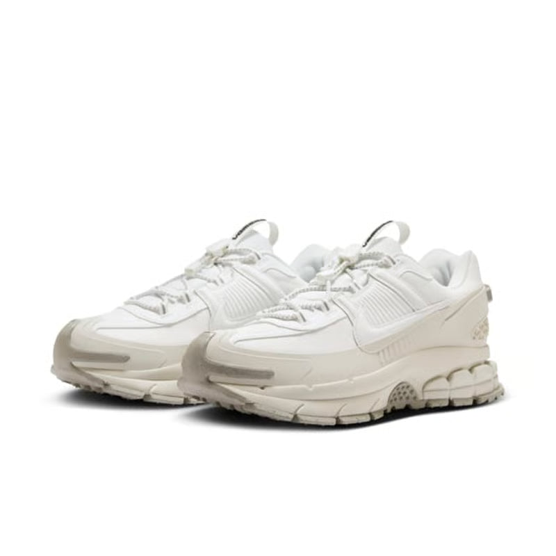 Nike Vomero  cream white